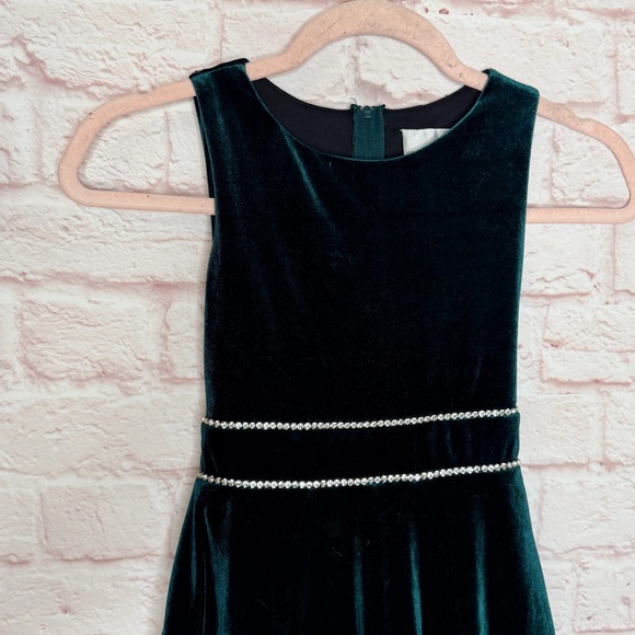 Rare Editions Dark Green Velvet Formal Dress with Rhinestone Waist - Picture 5 of 10